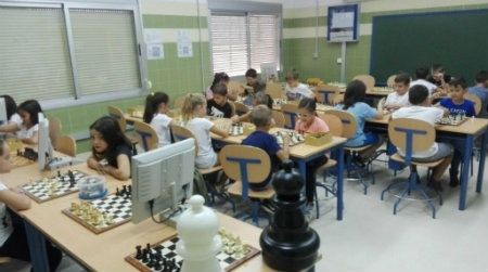 El colegio San Jorge de Palos implanta el ajedrez como asignatura en tercero y cuarto de Primaria