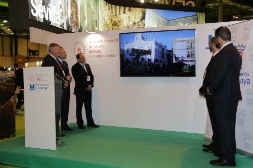 Huelva destaca en Fitur como destino ideal para ecoturistas y amantes del deporte y la naturaleza