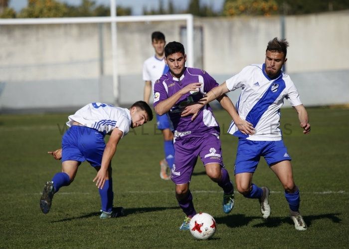 Al Atlético Onubense le sale cruz ante el Lucena (2-3)