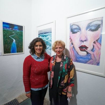 Karina Müller expone sus pinturas en Ayamonte