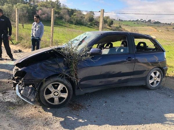 Detenido en Ayamonte tras sufrir un aparatoso accidente instantes después de estar a punto de atropellar a una menor y a una patrulla policial