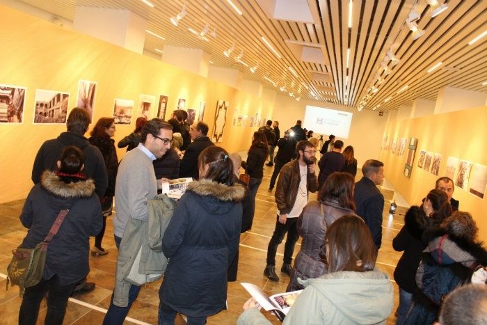 Los alumnos del IES Pablo Neruda exponen en la Sala de la Provincia su viaje fotográfico a Fez