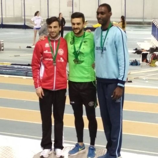 Platas para Carlos Martín (triple) y Fakhreddine Aoulad (3.000) en el Andaluz Absoluto
