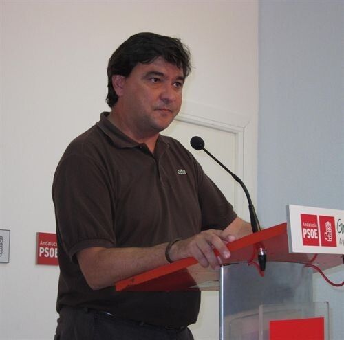 Cruz señala que el ajuste de salarios es 'inmoral' y exige que 'se dé marcha atrás'