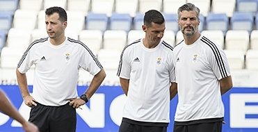 César Negredo dirigirá al Recre ante el Écija y Eloy Jiménez suena ahora para el Burgos