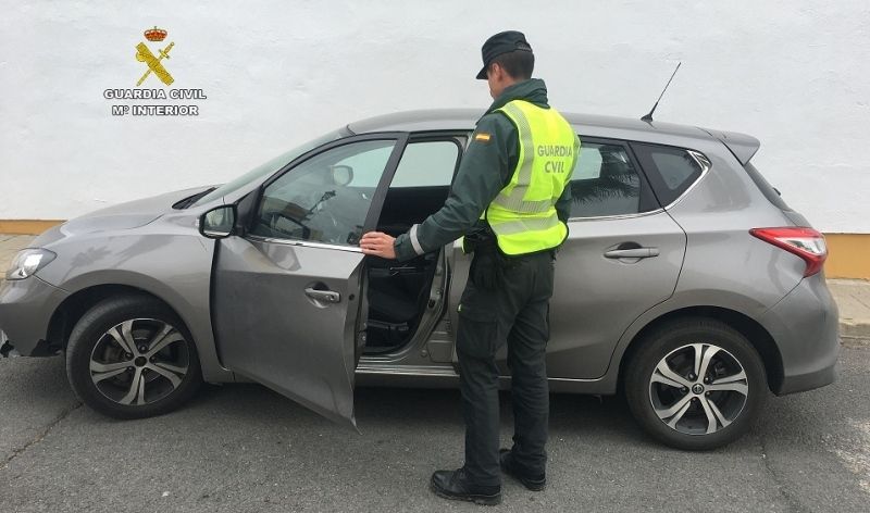 Detienen en San Bartolomé a un hombre reclamado por la justicia y con un coche que había robado en Lérida