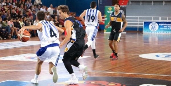 Huelva juega por el ascenso con cuatro victorias ante Marbella y San Juan por la permanencia con un triunfo ante Coín
