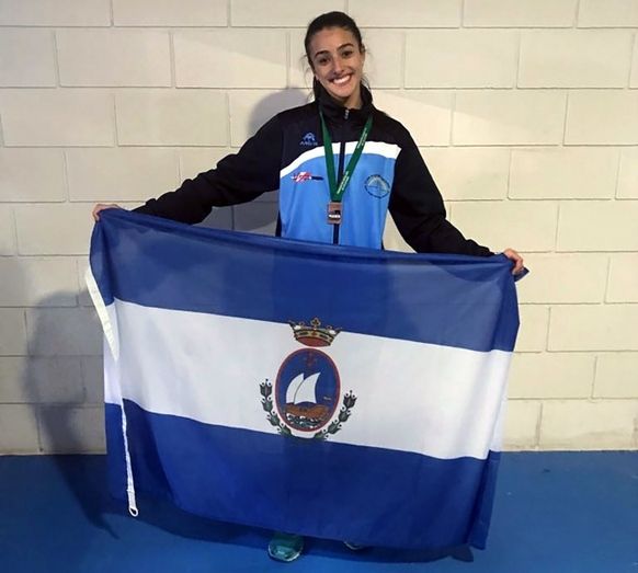 Bronce de Zenobia Benítez en Andaluz de 3.000 metros sub 18