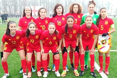 Irati Real: 'No hay nada tan bonito como vestir la camiseta de la Rojita'