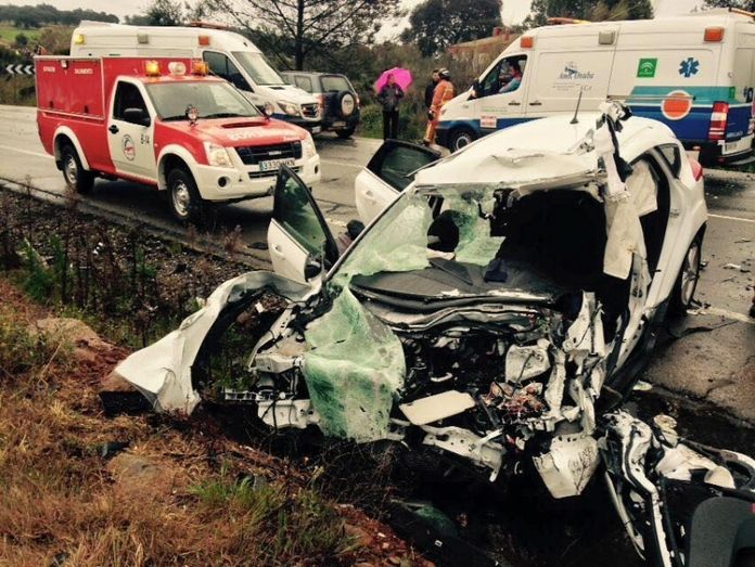 Cinco heridos, uno de ellos más grave, tras una colisión entre un turismo y un camión en la N-435
