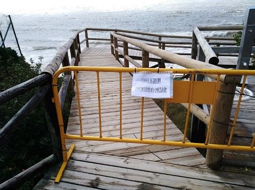 El temporal se lleva la arena que se había regenerado en el último año en la playa de Nuevo Portil