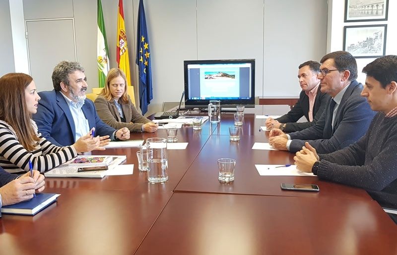 Licitan por casi 250.000 euros la mejora de los accesos a las paradas de autobuses de cinco localidades