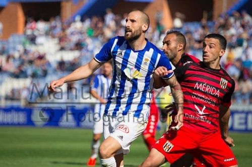 Seis triunfos, dos empates y ninguna derrota del Recre ante rivales extremeños en el Colombino en las tres últimas temporadas