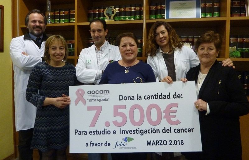 El hospital Juan Ramón Jiménez y Santa Águeda mejoran la calidad de vida de enfermas de cáncer de mama