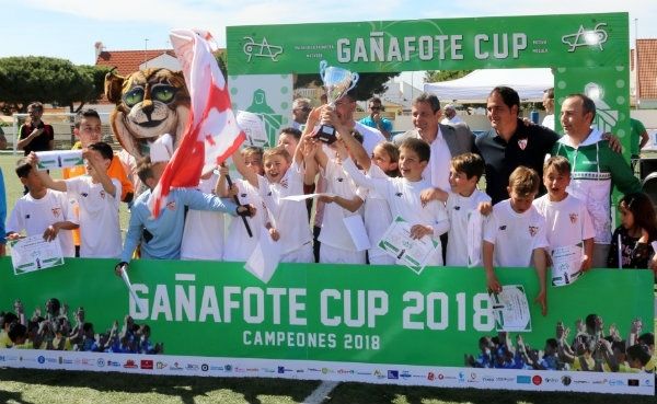 El Sevilla, campeón de la Gañafote Cup en la categoría benjamín