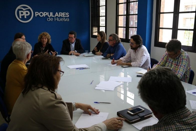Marín: 'La capital no puede seguir esperando eternamente las dotaciones sanitarias pendientes de la Junta'