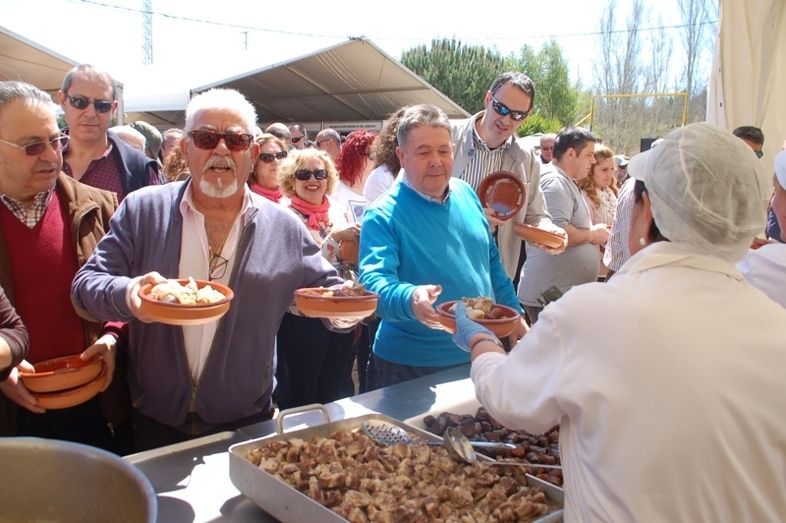 Todo listo en Jabugo para la celebración este sábado de la XI edición del Mayor Cocido del Mundo