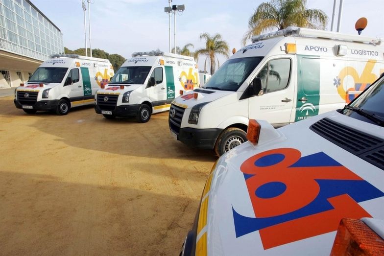 Heridos tres adultos y una menor de 14 años en una colisión entre dos turismos en Gibraleón