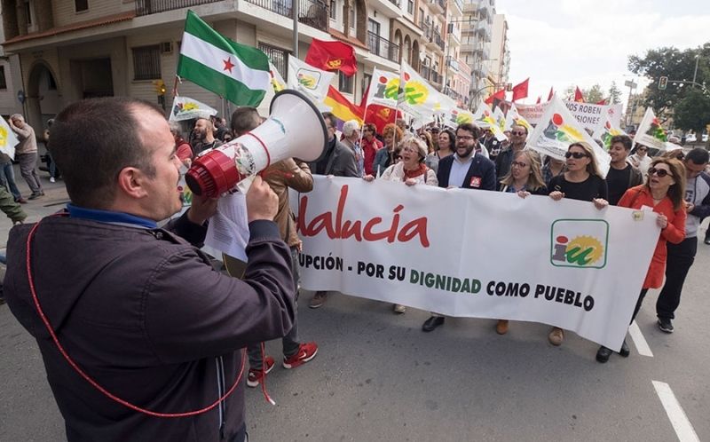 Huelva reclama en la calle trabajo digno