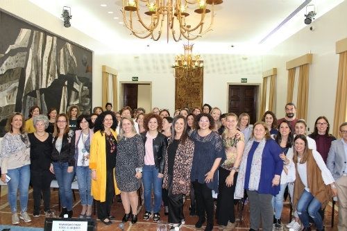 La escritora Nuria Varela protagoniza la quinta sesión del proyecto 'Espacio de igualdad'
