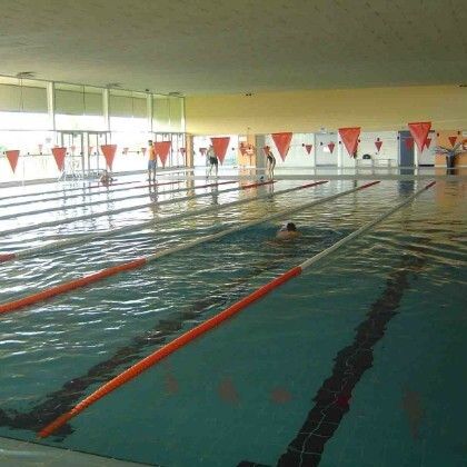 Becas para la piscina cubierta de Ayamonte