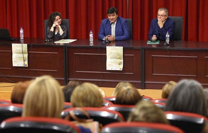 La Universidad de Huelva acoge la ‘II Jornada sobre Fibromialgia’ para dar visibilidad a esta enfermedad