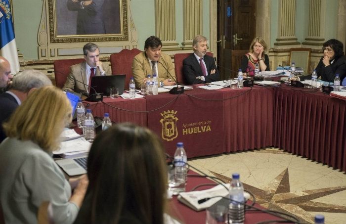 El pleno da luz verde por unanimidad  al ‘Plan Culthura’, con más de 150 acciones para potenciar este sector como motor de crecimiento de la ciudad