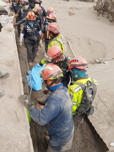 Diputación y Bomberos Unidos Sin Fronteras envían un equipo a Guatemala tras la erupción del volcán Fuego
