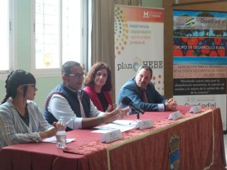 15 jóvenes de la costa culminan tres meses de prácticas en empresas gracias al Plan HEBE
