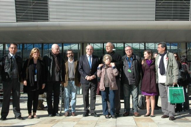 El nuevo mercado abre sus puertas al Festival Iberoamericano