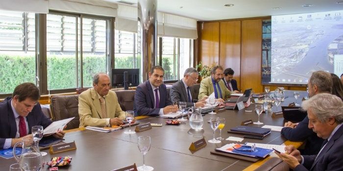 El Puerto de Huelva cierra 2017 con una subida del 5,9% en su cifra de negocio y 10,6 millones de beneficio