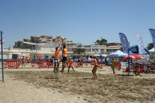 Islantilla y Punta Umbría acogen los circuitos de voley playa y 3x3 de baloncesto