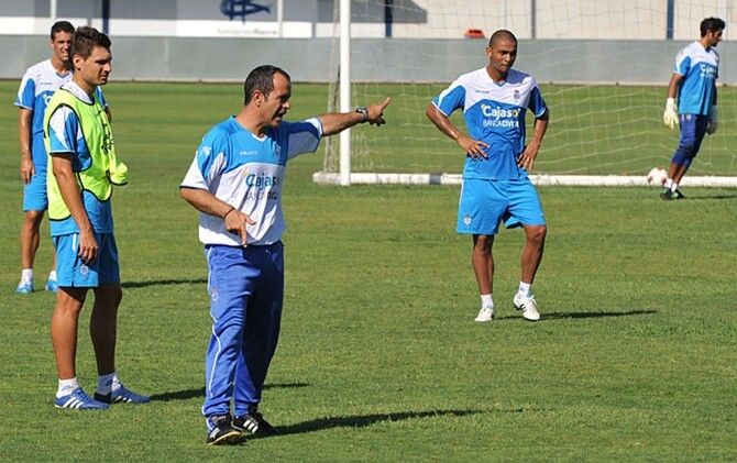 Cervera: 'Hay que salir como en los últimos partidos en casa'