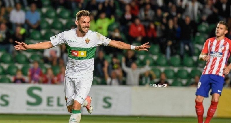 Lolo Plá llega cedido por el Elche al Decano