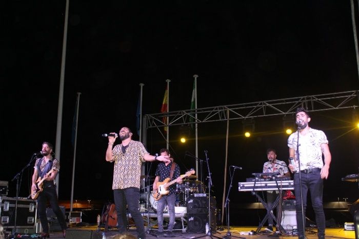 Los Aslándticos ponen ritmo a los prolegómenos de la Regata Huelva-La Gomera