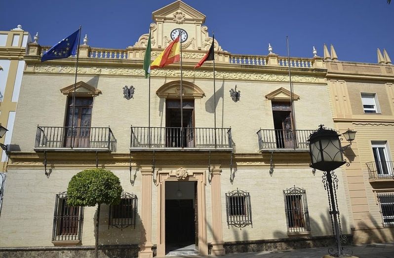 Dimite una concejal del PSOE de Ayamonte por motivos laborales y los socialistas lamentan 'oportunismo' del PP