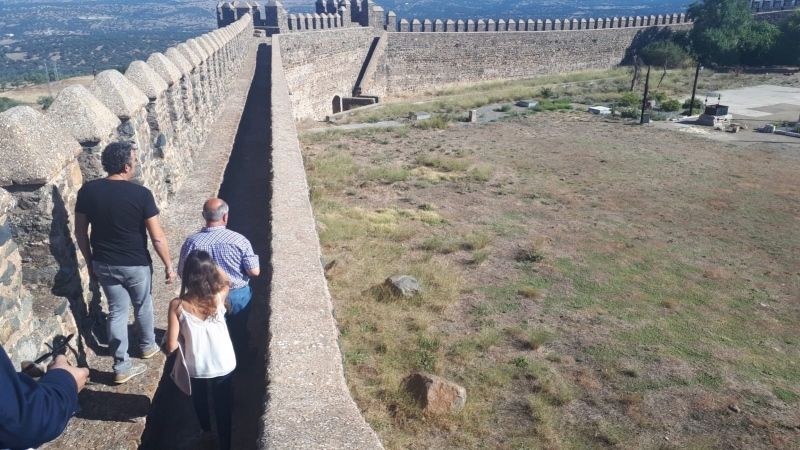 Finalizan las obras de conservación del lienzo norte del castillo Sancho IV de Cumbres Mayores