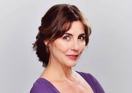 La genial Ana Fernández abre temporada teatral en Moguer con El Lunar de Lady Chatterley