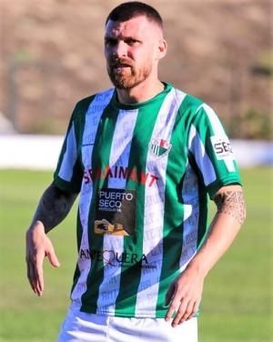 Iván Aguilar se redime en el Antequera de Tercera División