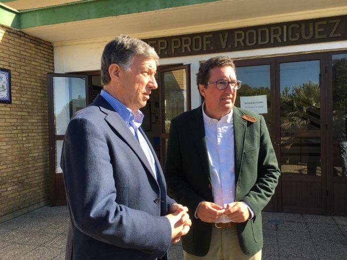 El PP afirma que en Huelva 'hablar de empleo estable y de calidad es hablar de industria”