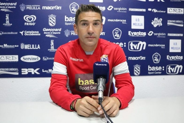Luis Carrión sólo tendrá la baja de Menudo y cree que el Recre 'deportivamente no está tan mal'