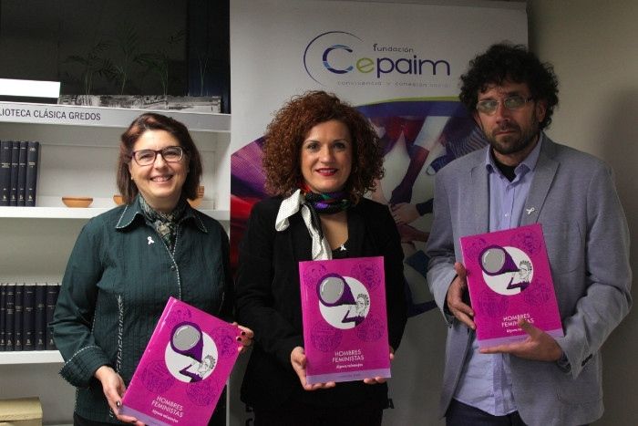 La Fundación Cepaim presenta en la Diputación el cómic 'Hombres feministas: algunos referentes'