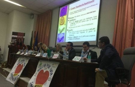 El runrún: Xanty Elías aguanta la presión