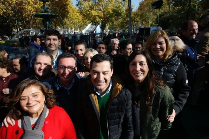 Loles López: “La calle pide un cambio frente a los 40 años de continuismo del PSOE y sus socios”