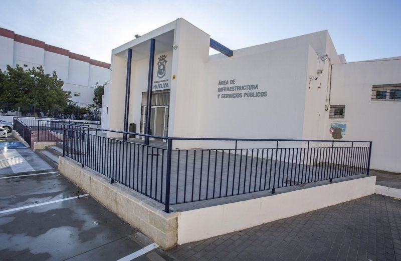 El área de Infraestructuras y el Negociado del Cementerio, trasladados desde la Casa Colón a La Orden