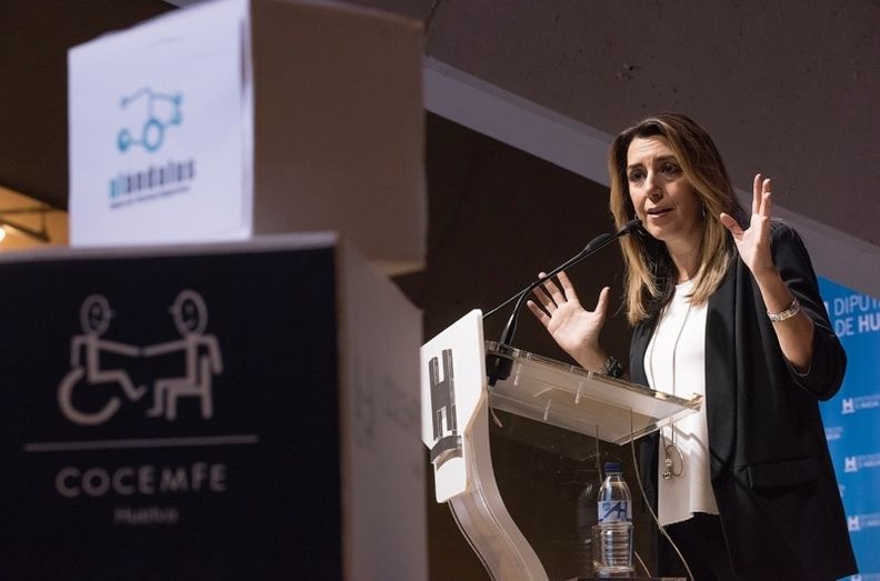 Susana Díaz apuesta por la “igualdad” de los 700.000 andaluces con “otras capacidades”