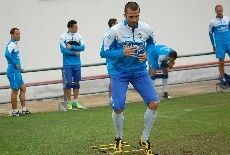 Manolo Martínez tiene una cláusula de renovación por partidos jugados