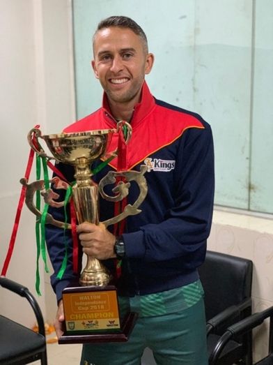 El preparador físico onubense Javier Sánchez Flores conquista la Walton Independence Cup de Bangladesh