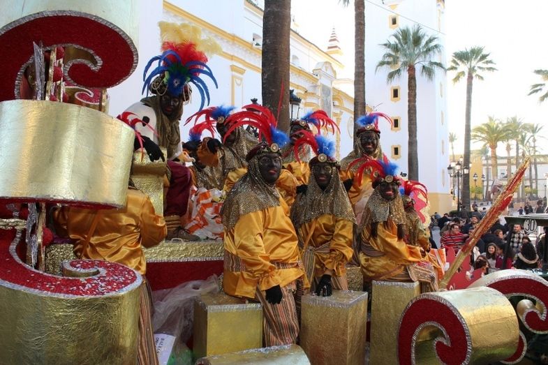 La Palma vive con alegría la cabalgata de Reyes Magos