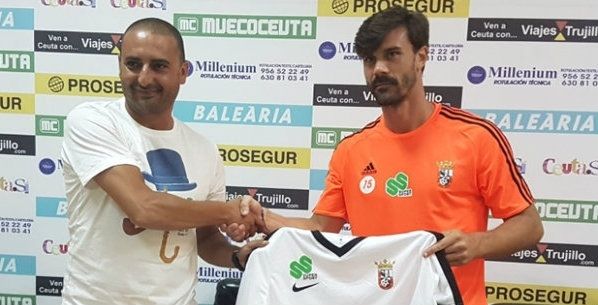'El Recre tiene que llegar a un acuerdo con nosotros para que liberemos a Chico. No hay más historias', insiste el presidente del Ceuta